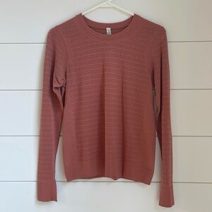 Lululemon layering top, size 6